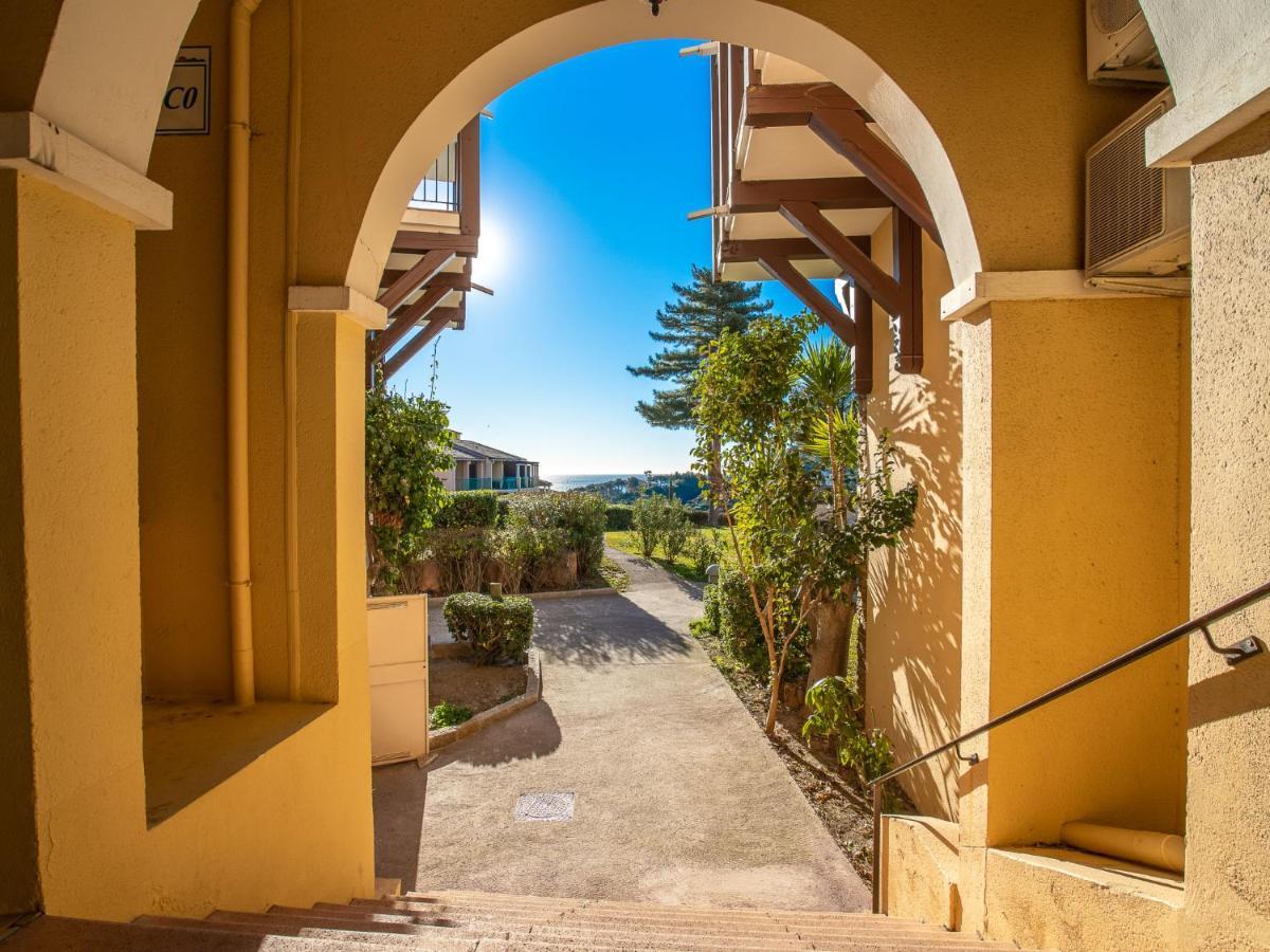 Apartment Village Cap Esterel - L'Esquinade-31 By Interhome Saint-Raphaël Dış mekan fotoğraf
